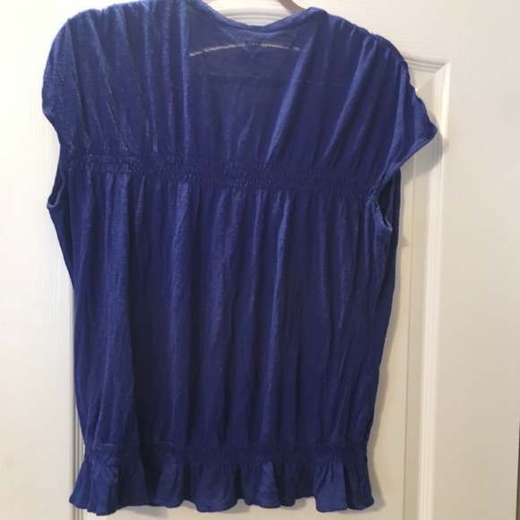 Blue top - Picture 2 of 3